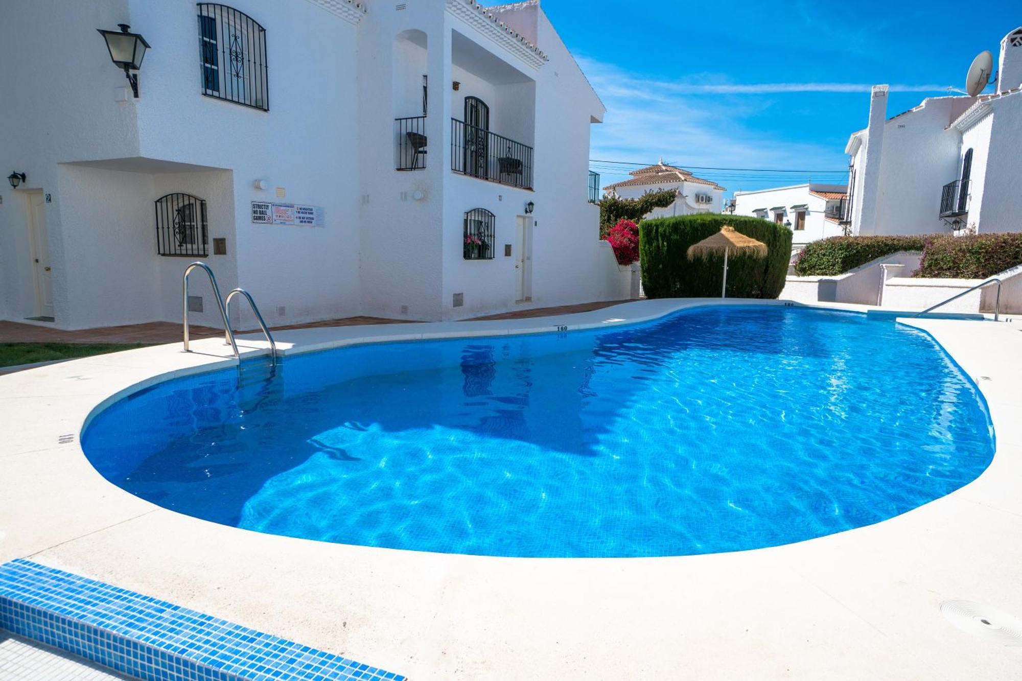 Los Pinos 19 Menyber Nerja Ngoại thất bức ảnh