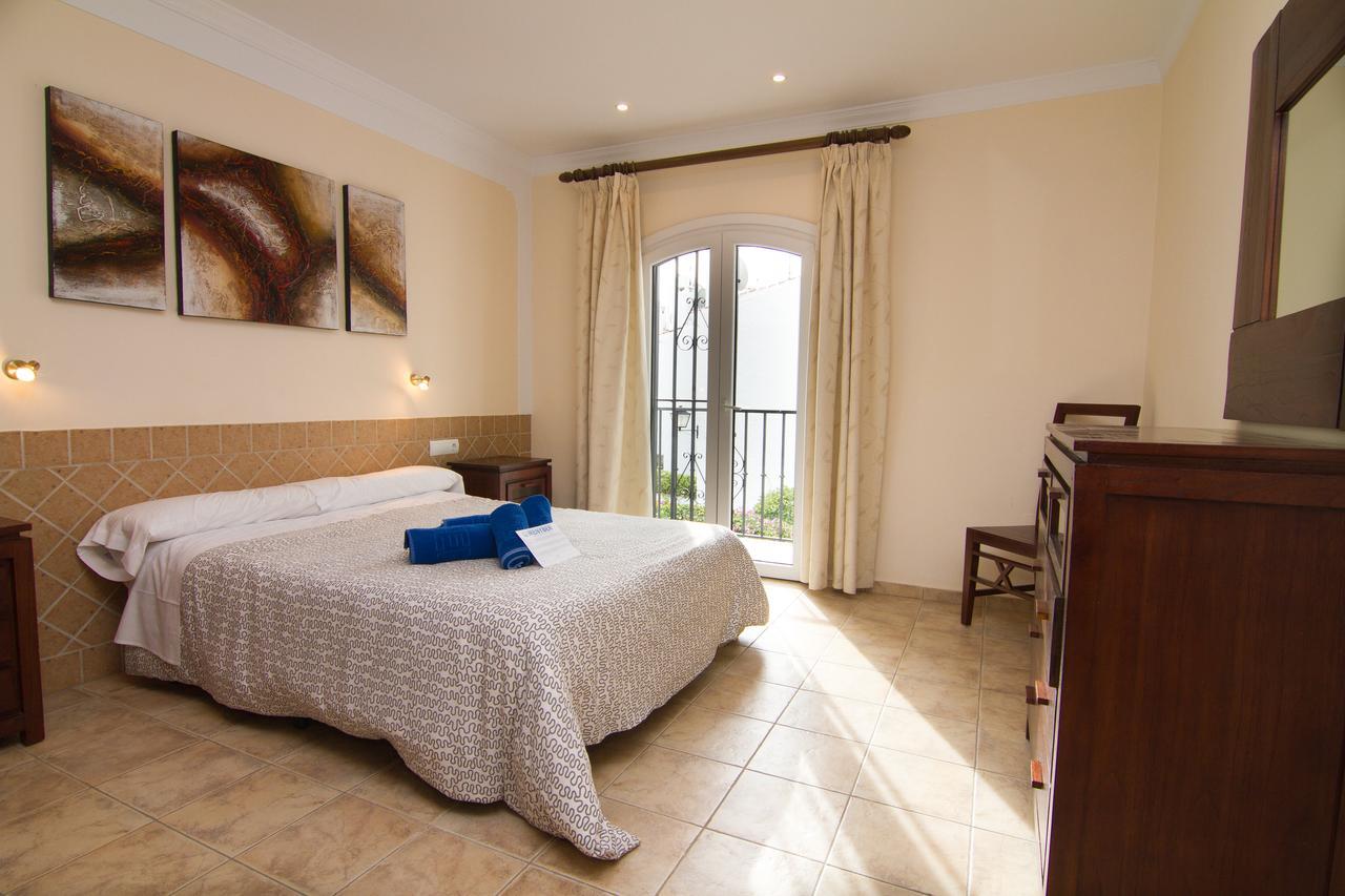 Los Pinos 19 Menyber Nerja Ngoại thất bức ảnh